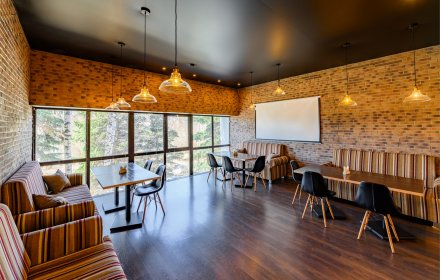 Зал кафе LOFT